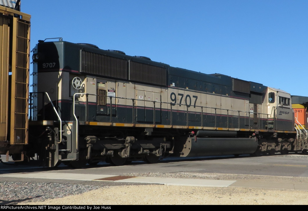 BNSF 9707